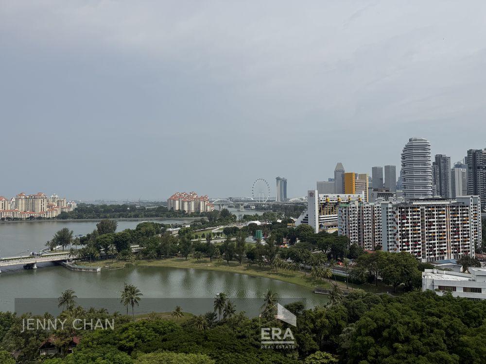 3bedrooms Waterfront Facing Unit With Fireworks View