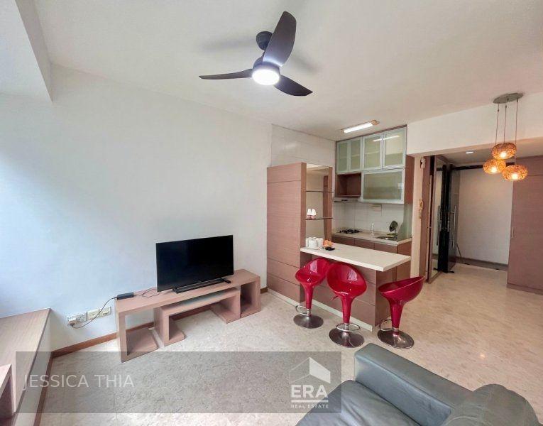 Condominium for Rent: Mackenzie Road, Cairnhill, D09, 228719
