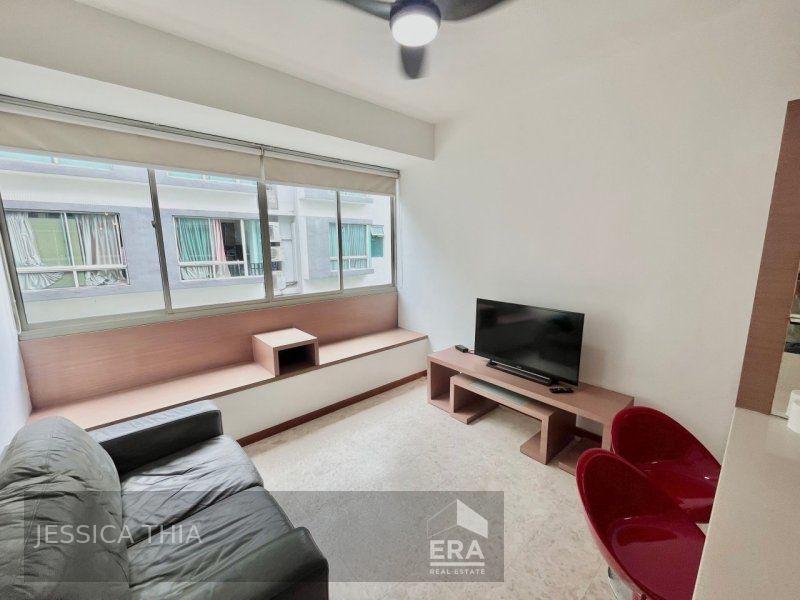 Condominium for Rent: Mackenzie Road, Cairnhill, D09, 228719