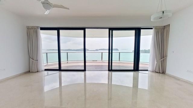 Condominium for Rent: D04, 098209