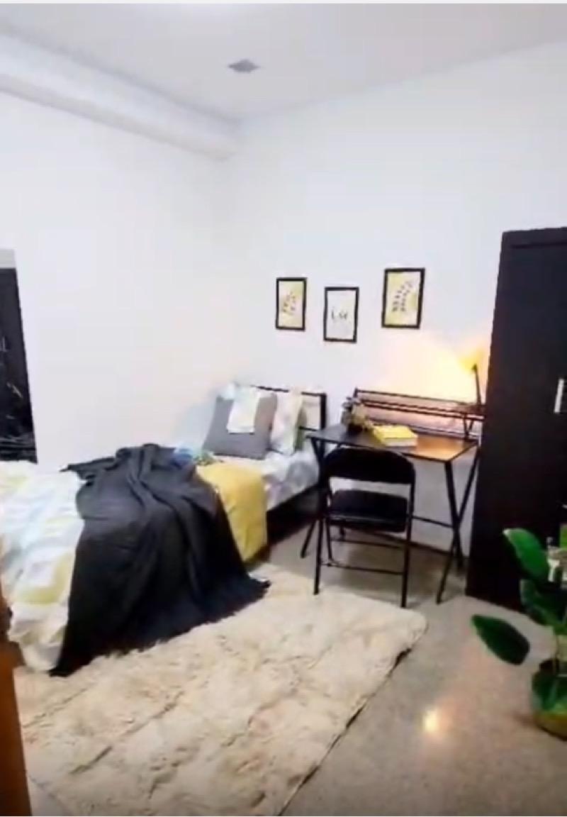 Condominium for Rent: D03, 148954