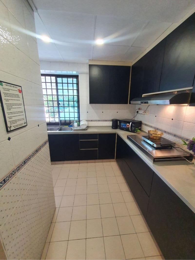 Condominium for Rent: D18, 529868