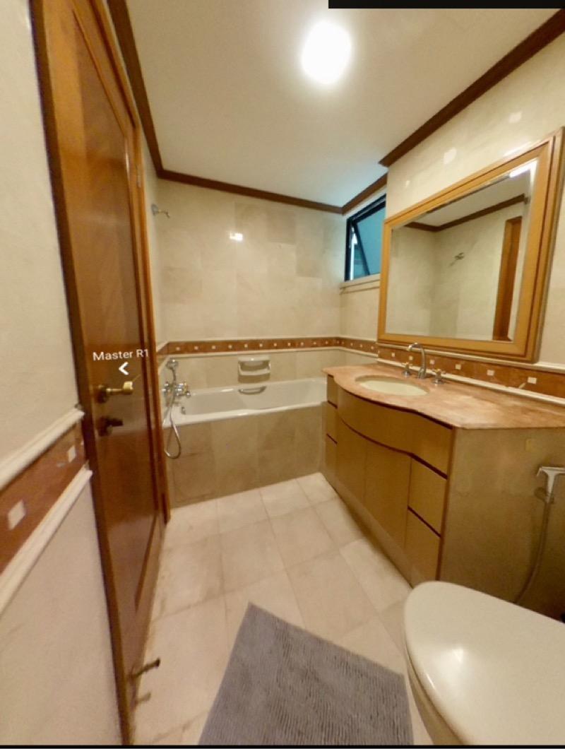Condominium for Rent: D18, 529893