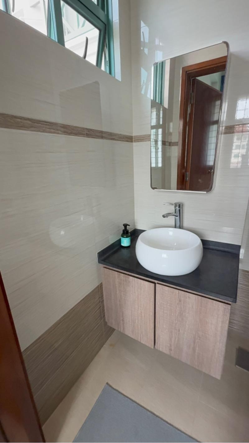 Changi Court Condominium Room Rental, $1,000, 1 Bed 1 Bath 150 sqft $6.67 psf