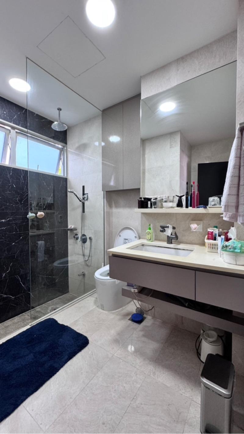 EUHABITAT Condominium For Rent, $5,300, 3 Bed 3 Bath 1,367 sqft $3.88 psf
