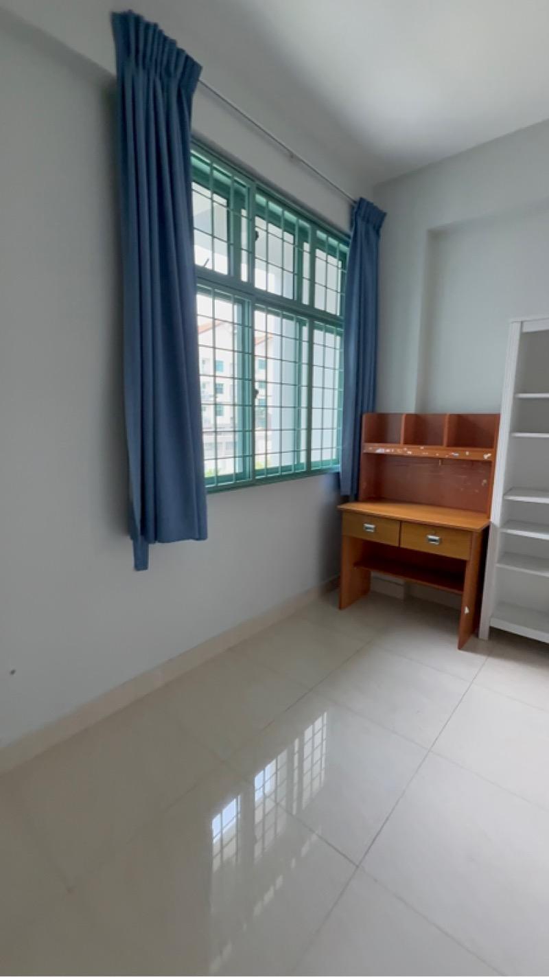 Changi Court Condominium Room Rental, $1,999, 1 Bed 1 Bath 200 sqft $10.00 psf