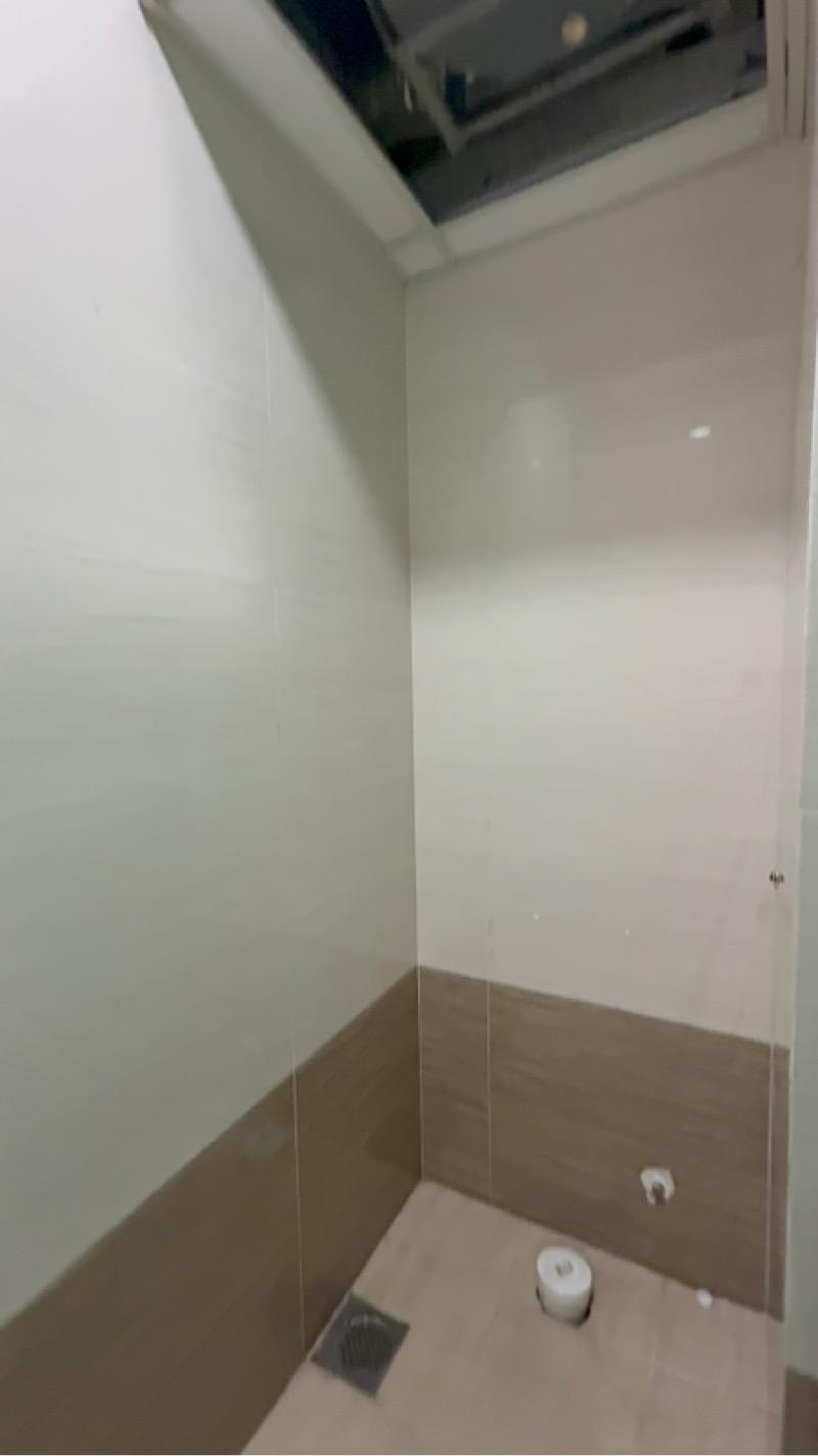 Changi Court Condominium Room Rental, $1,999, 1 Bed 1 Bath 200 sqft $10.00 psf