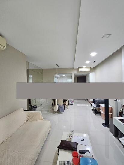 Prop-GPT: Condominium: D19  The Minton