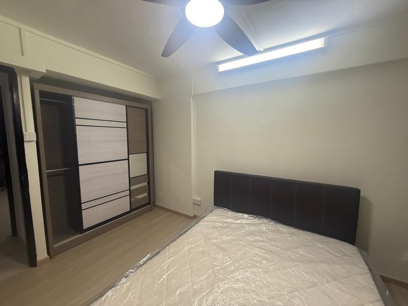 3 Queen's Road HDB Apartment For Rent, $3,700, 2 Bed 1 Bath 957 sqft $3.87 psf