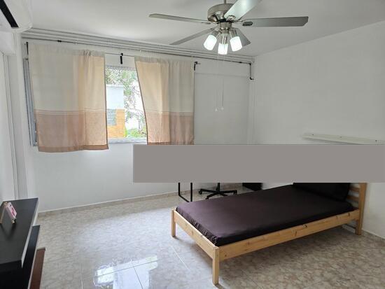 Prop-GPT: HDB Apartment: D27 Yishun 620 Yishun Ring Road