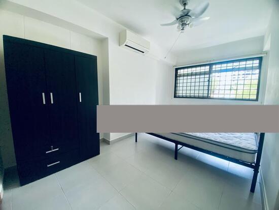 Prop-GPT: HDB Apartment: D03  80 Strathmore Avenue