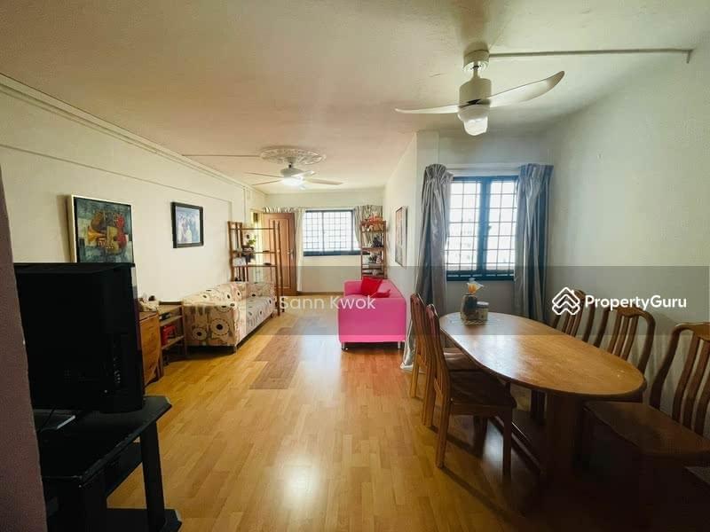 HDB Flat for Rent: Yishun, D27, 760125