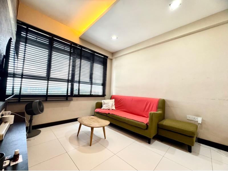 166A Teck Whye Crescent HDB Apartment Room Rental, $999, 1 Bed 2 Bath 731 sqft $1.37 psf