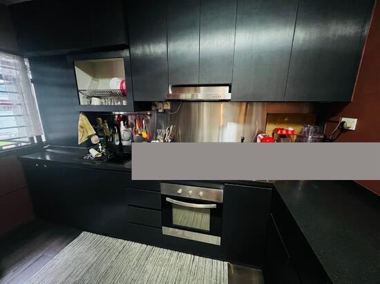 HDB Apartment for Rent: D23, 670655