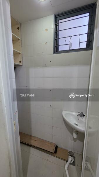 Condominium for Rent: D27, 750000