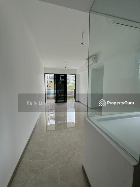 Prop-GPT: Condominium: D19  Sengkang Grand Residences