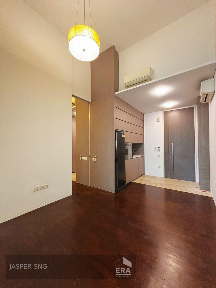 High Ceiling Unit With Patio! Great Facilities and Nearby Amenities!