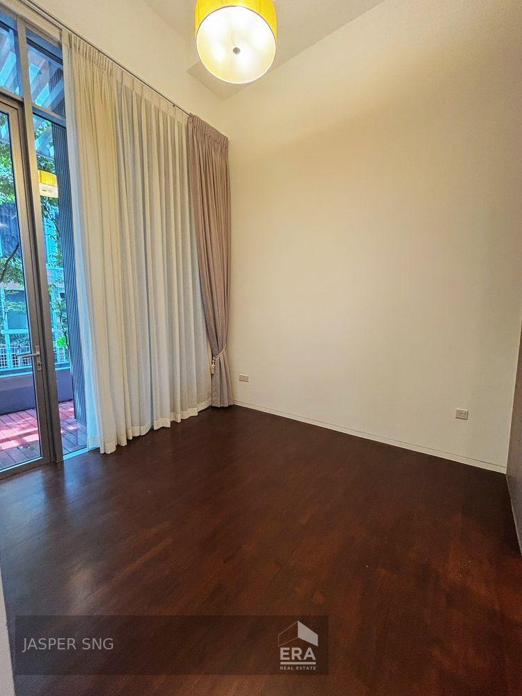 High Ceiling Unit With Patio! Great Facilities and Nearby Amenities!