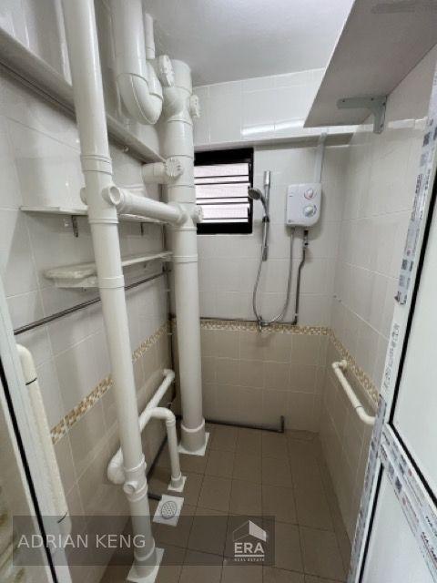 HDB - 2 room for Rent: Queen Street, Bugis, D07, 180271
