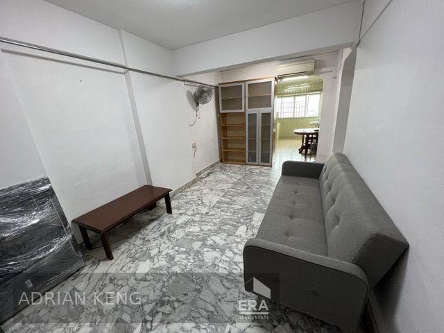 HDB - 2 room for Rent: Queen Street, Bugis, D07, 180271