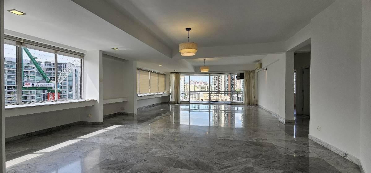 Prop-GPT: Apartment: D10  Jervois View