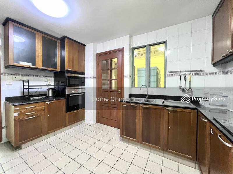 Condominium for Rent: D09, 238307