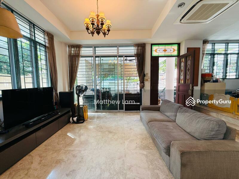 Semi-Detached for Rent: D20, 574031