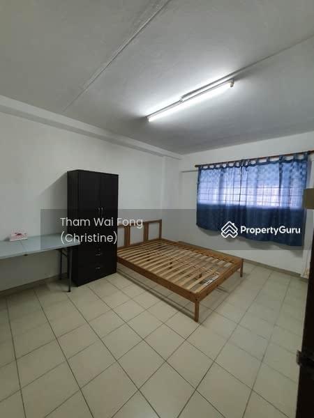 899A Tampines Street 81