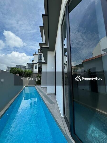 Semi-Detached for Rent: D19, 549533