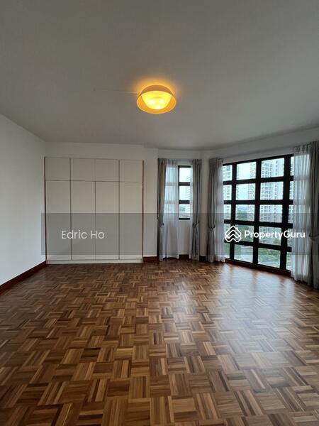 Prop-GPT: Condominium: D15 Marine Parade Parkway View