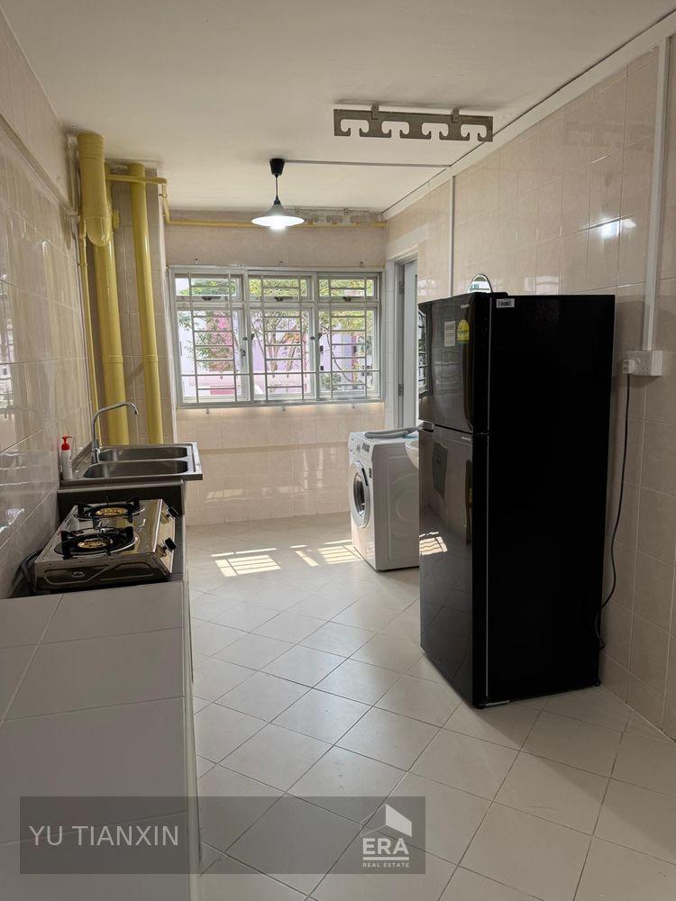 HDB - 3 room for Rent: Yishun Ring Road, Yishun, D27, 760108
