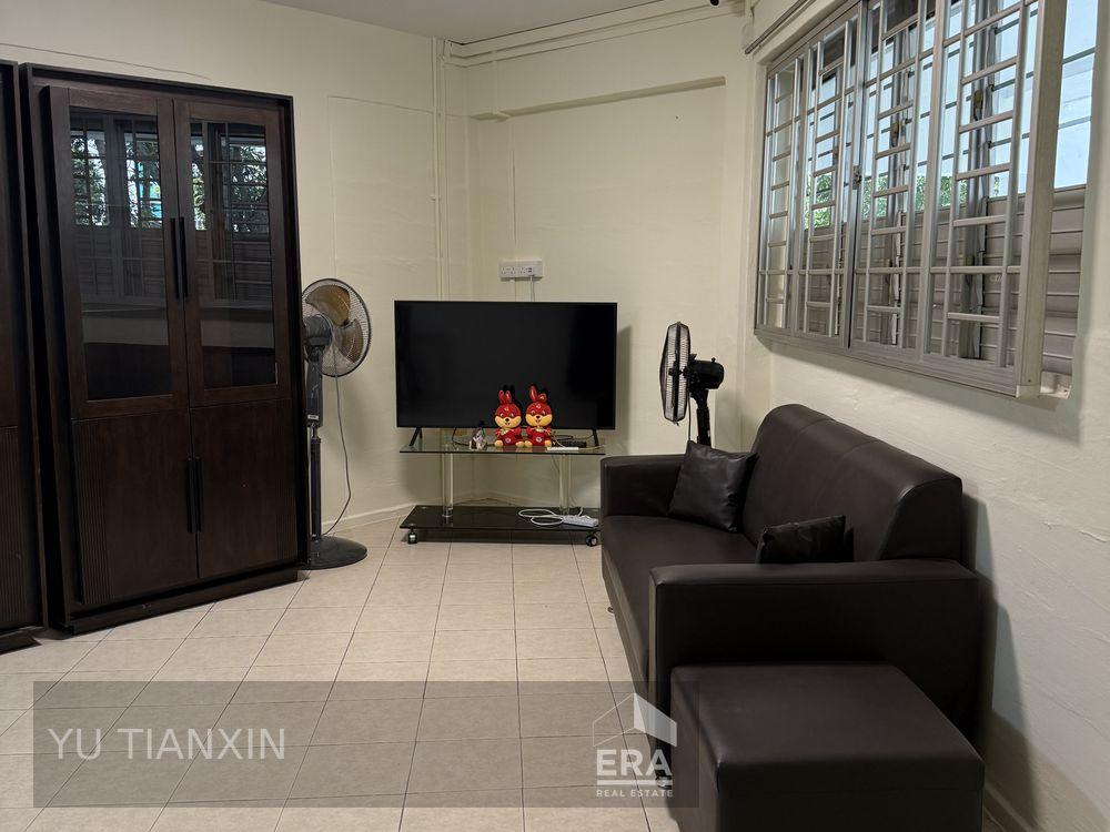 HDB - 3 room for Rent: Yishun Ring Road, Yishun, D27, 760108