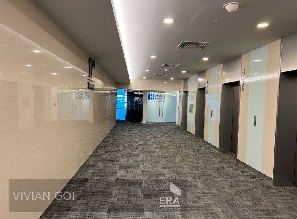 Commercial for Rent: Alexandra Road, D05, 119962