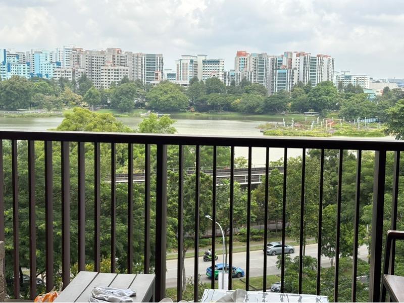 Prop-GPT: Condominium: D22 Boon Lay Lakeville