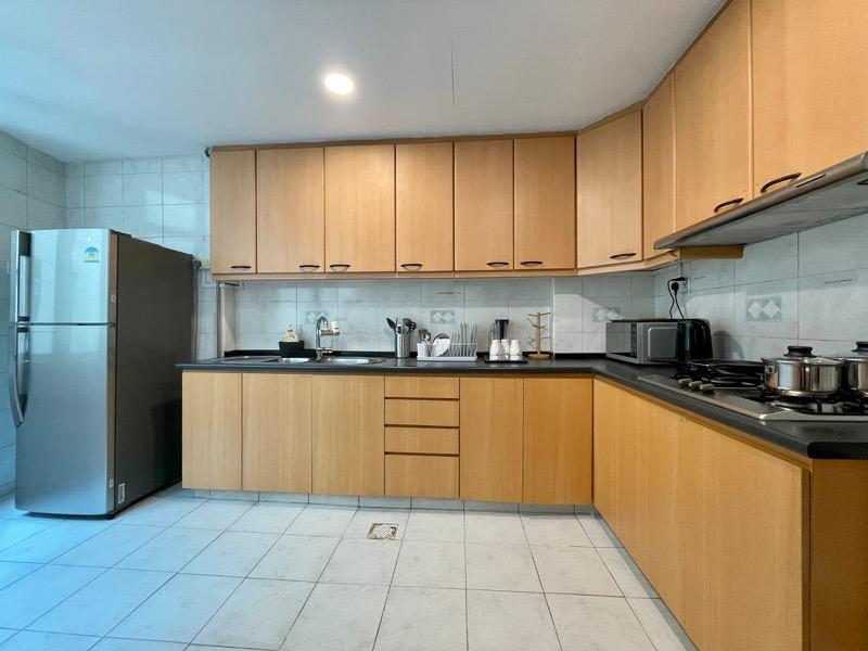 Northvale Apartment Room Rental, $1,300, 1 Bed 1 Bath 150 sqft $8.67 psf