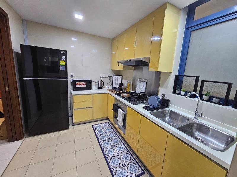 Condominium for Rent: D08, 207229