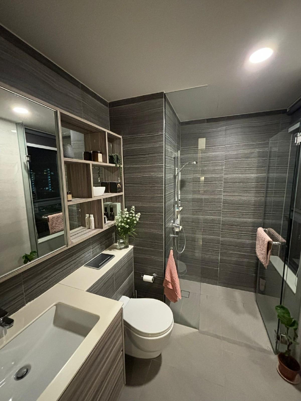 Condominium for Rent: Pasir Ris, D18, 518070