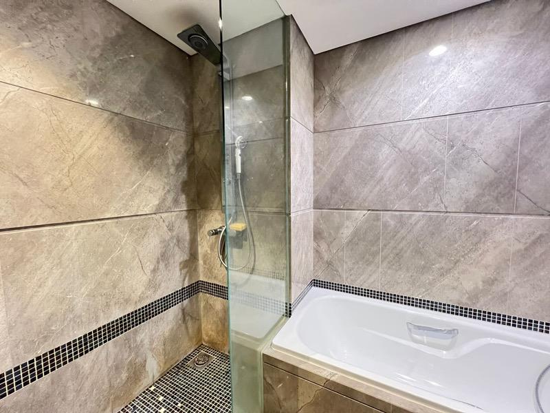 The Vision Condominium Room Rental, $1,700, 1 Bed 3 Bath 130 sqft $13.08 psf