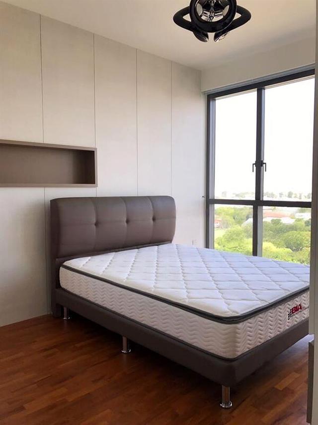 Condominium for Rent: D15, 439893
