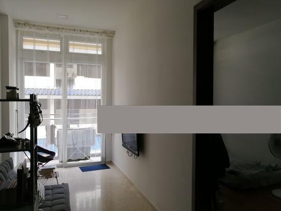 Prop-GPT: Condominium: D21  Suites at Bukit Timah