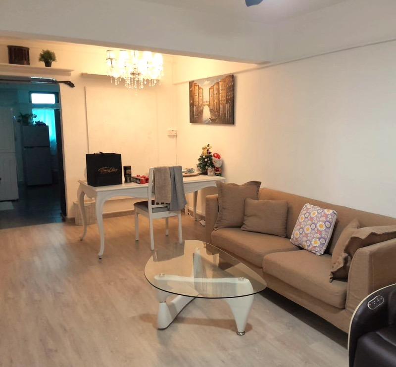 Prop-GPT: HDB Apartment: D10 Holland 9 Holland Avenue
