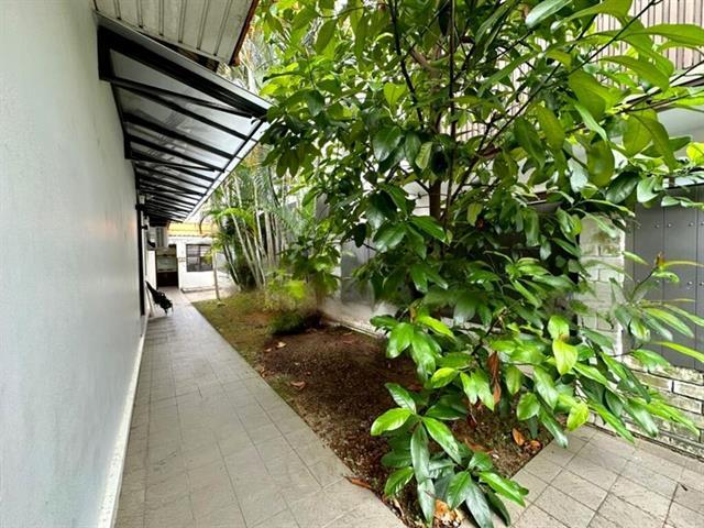 Prop-GPT: Corner Terrace: D19  Serangoon Garden Estate