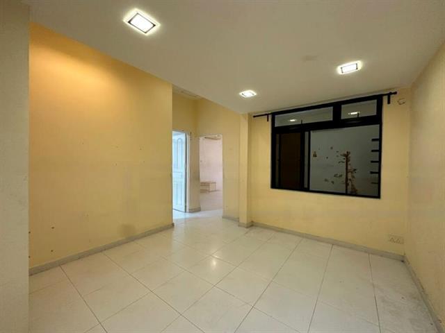 Serangoon Garden Estate Corner Terrace For Rent, $6,800, 3 Bed 2 Bath 1,700 sqft $2.58 psf