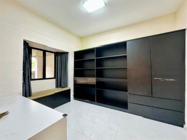 Serangoon Garden Estate Corner Terrace For Rent, $6,800, 3 Bed 2 Bath 1,700 sqft $2.58 psf