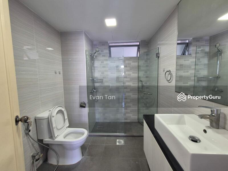 Master Room @ Emerald Park! 1 Pax Only!