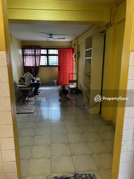 Prop-GPT: HDB Flat: D15 Marine Parade 8 Marine Terrace