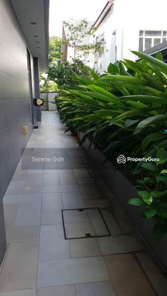 Merryn Road Detached House With Infinity Pool