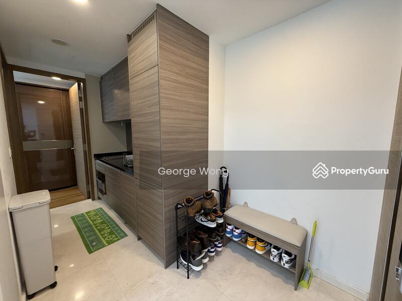 Condominium for Rent: D09, 238102