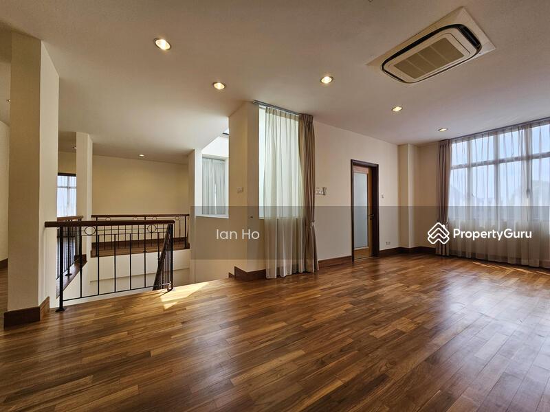 Bungalow - Good Class for Rent: Holland, D10, 279000