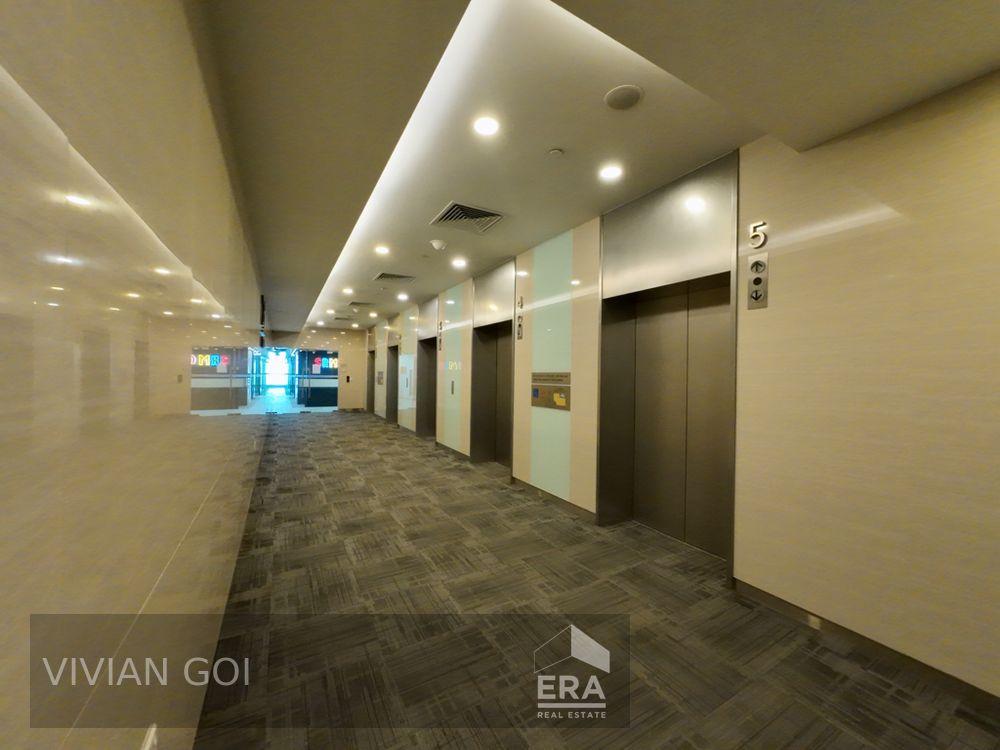 Commercial for Rent: Alexandra Road, D05, 119962